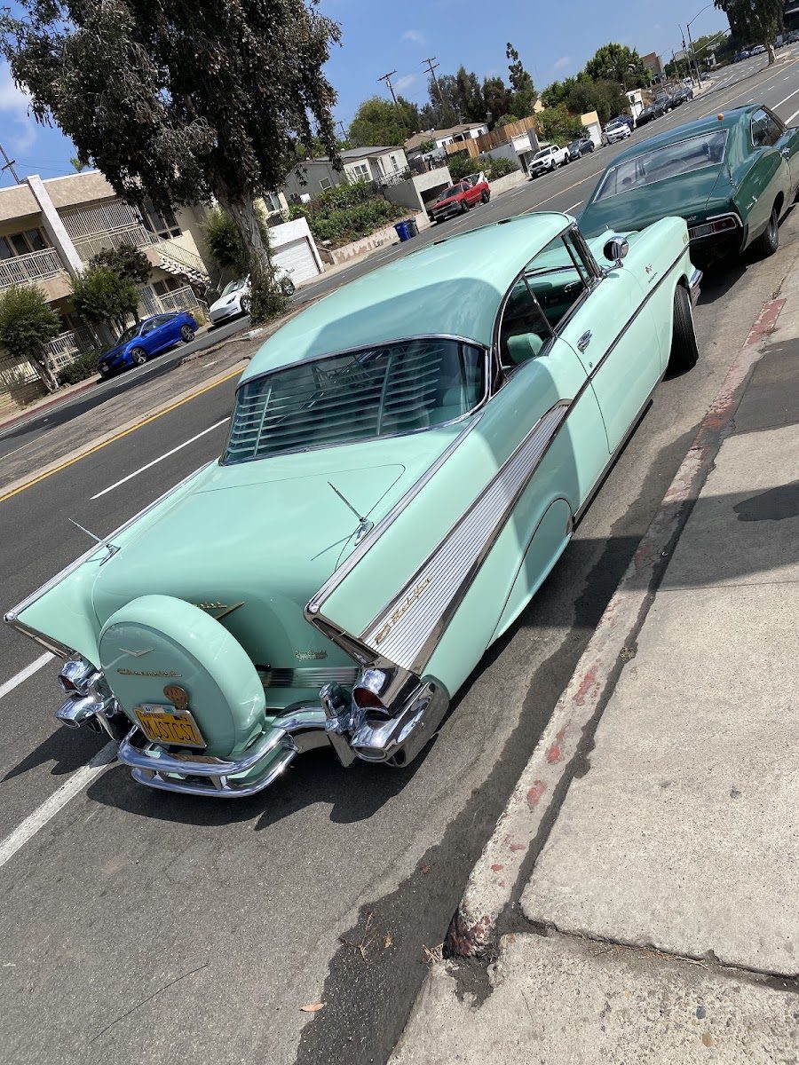 Mint-green classic with a polished finish